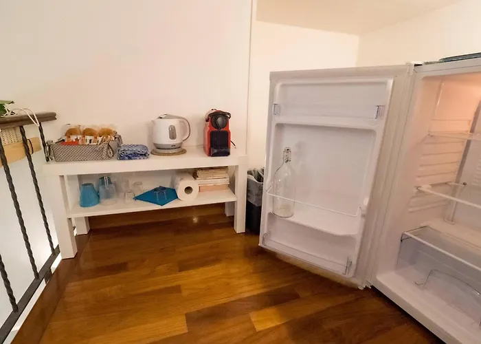 בית הארחה Picagetta Tiny With Ac 3*