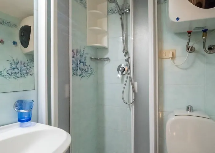 בית הארחה Picagetta Tiny With Ac 3*