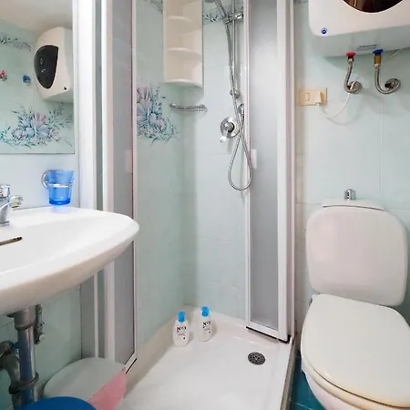 Picagetta Tiny With Ac 3* Vernazza