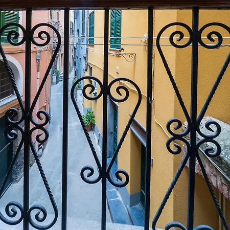 Picagetta Tiny With Ac Pensionat Vernazza